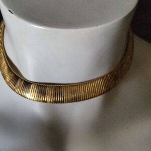 Elegant Gold Choker Necklace